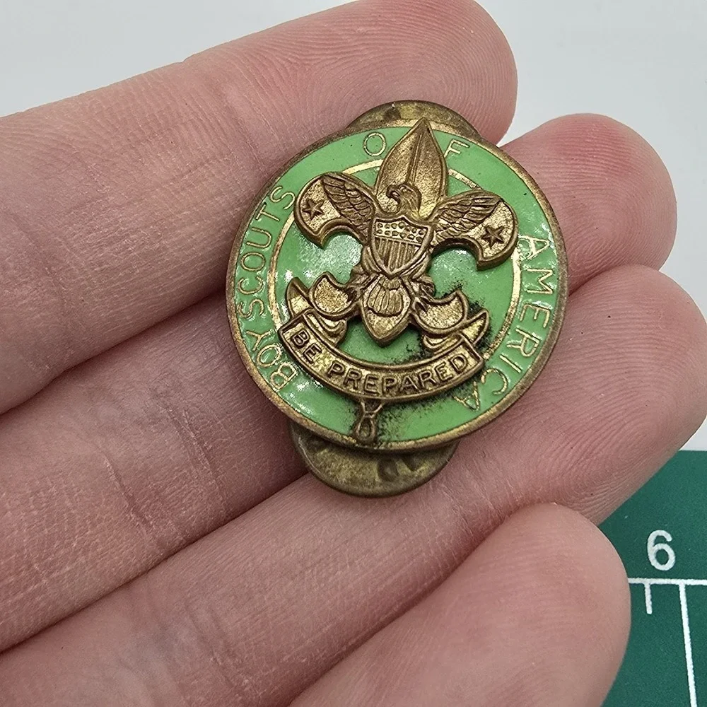BOY SCOUTS OF AMERICA ~ BE PREPARED ~ Vintage Assistant Scoutmaster Collar Pin